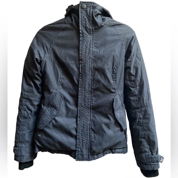 TNA Vail Aritzia Black hooded short Down merino wool parka Sz XS - Picture 1 of 11